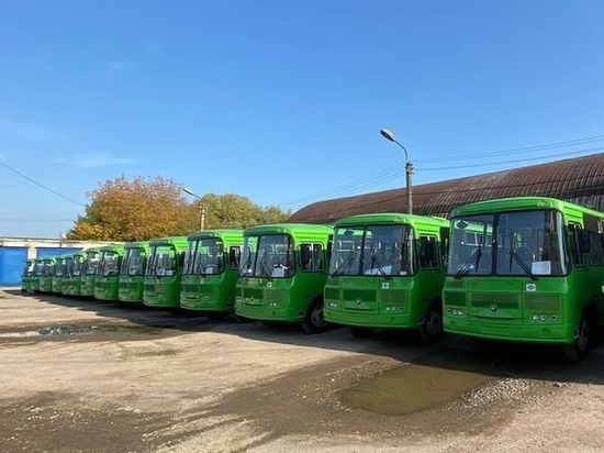 Первая партия новых автобусов поступила в Псковскую область
