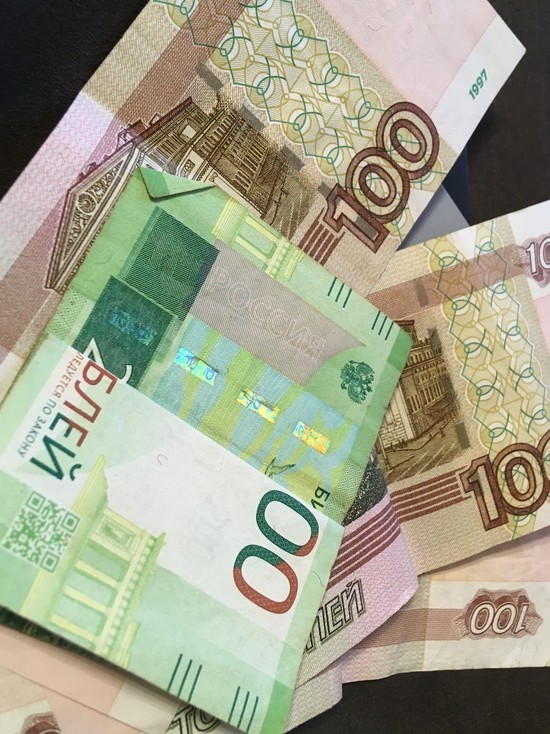 На продаже детской кроватки смолянин потерял 2,5 тыс. рублей