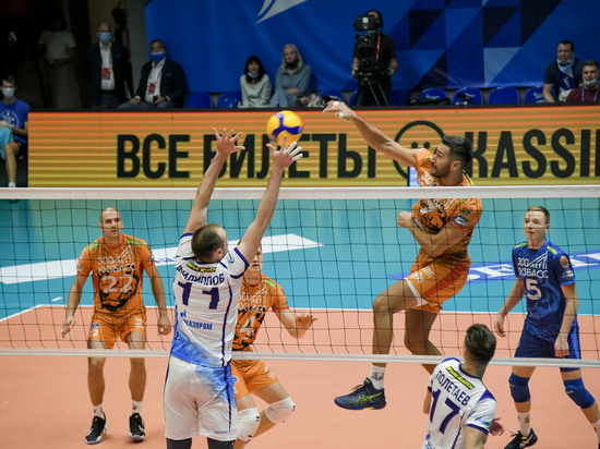 Волейбольный “Кузбасс” одержал первую победу в регулярном чемпионате России
