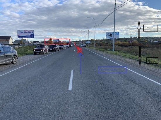 Пассажиры ВАЗа получили переломы в тройном ДТП на трассе в Хакасии
