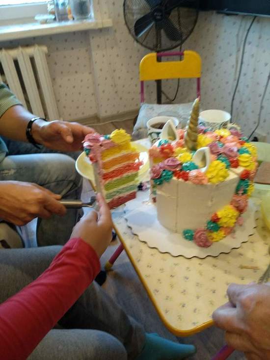 Семья в Великих Луках: Отравились приготовленным на заказ тортом