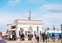 В ряду самых ярких событий, посвященных 175-летию Русского географического общества, стало открытие в приграничной Кяхте монумента в честь исследователей и первооткрывателей районов Центральной Азии