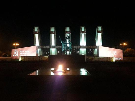 Подсветку после нескольких десятилетий восстановили на Мемориале в Чите