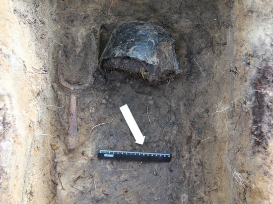 Ребенок с котлом на голове: в Приуральском районе археологи нашли необычный могильник
