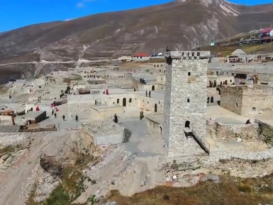 В Веденском районе после реставрации открыт древний памятник культурного наследия