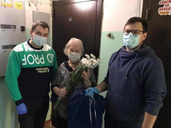 Кировэнерго поздравил ветеранов предприятия с Днем пожилого человека