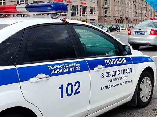 Мужчина попал под машину на Владимирском проспекте