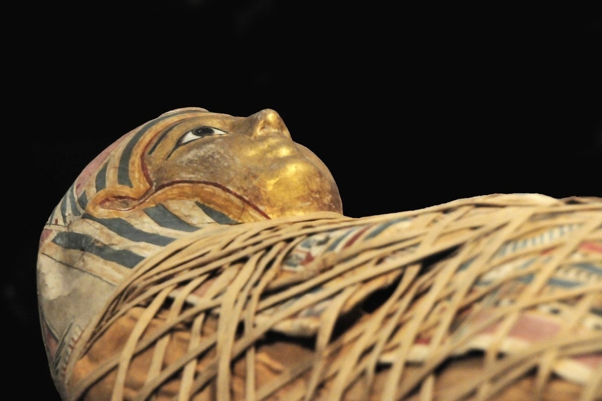 Серебряный саркофаг Египет