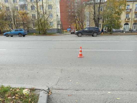 Ребенок попал под машину в Екатеринбурге
