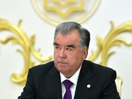 Путин поздравил Рахмона с днем рождения