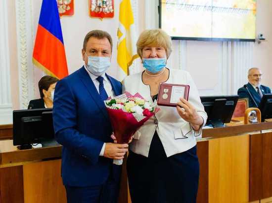 Лучшие педагоги Ставрополя получили медали на День учителя