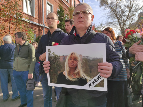 Нижегородские активисты просят переименовать улицу Горького в честь погибшей журналистки