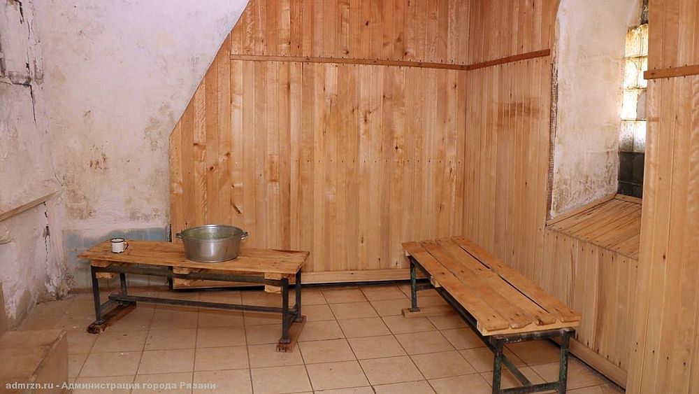 15 лет без ремонта: как выглядят бани на Семена Середы в Рязани