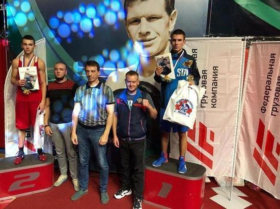 Боксеры из Хакасии показали хорошие результаты на соревнованиях в Москве и Абхазии