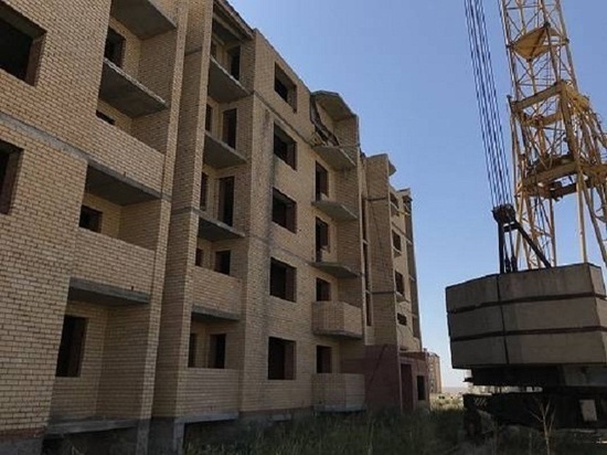 Права обманутых дольщиков Калмыкии обсуждали в надзорном органе