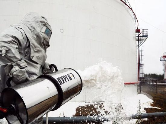 Нефтяники Ноябрьска отработали действия при ЧС на месторождениях