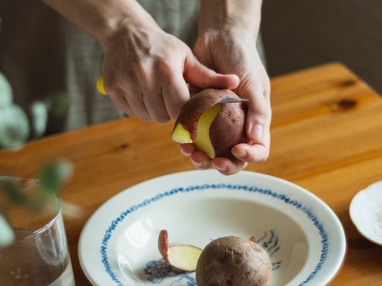 Эта «вопиющая» ошибка лишает картофель витаминов при варке