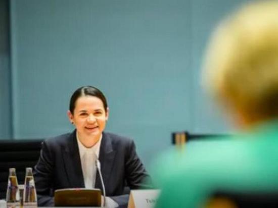 Самозванец выдал себя за Тихановскую на заседании парламента Дании