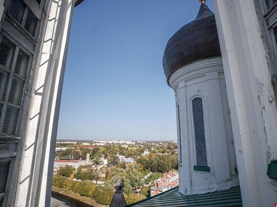 Как Псков выглядит с крыши Троицкого собора