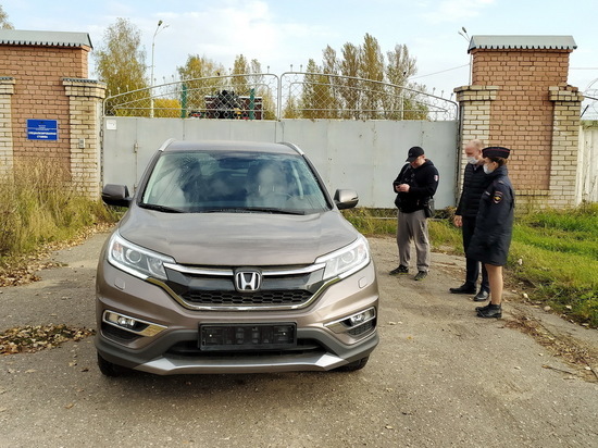 Машину, угнанную в Петербурге нашли в Костроме благодаря запросу в Японию