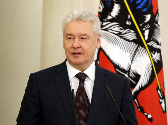 Собянин призвал москвичей продержаться еще несколько месяцев из-за пандемии