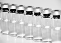 Прививку против коронавирусной инфекции в Новосибирской области поставили 42 медицинским работникам