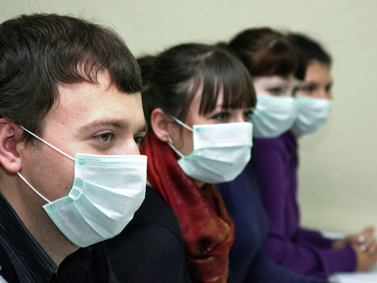 Стало известно, в каких местах жителей Тверской области обязали носить маски