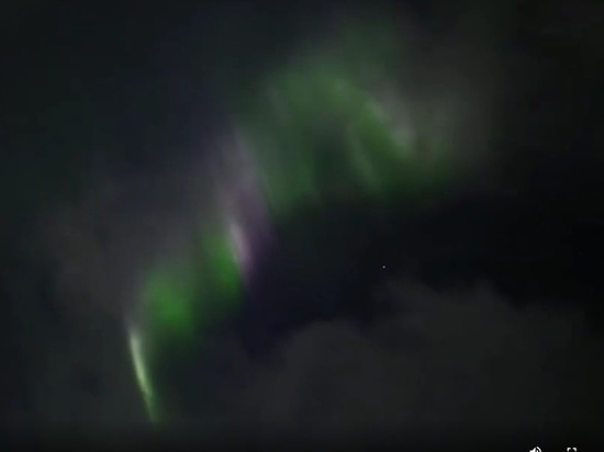 Завораживающее видео: фотограф заснял северное сияние в небе над Надымом