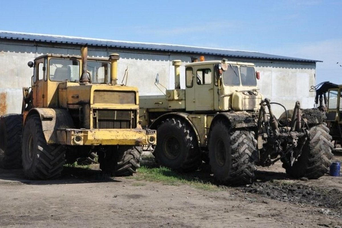 Погода трубачево забайкальский край. Село Трубачево Забайкальский край Газимуро-Заводский р-н. Совхоз техника. Какая техника в Совхозе.