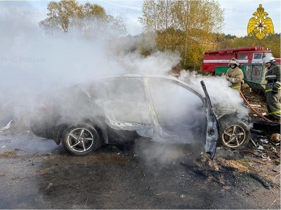 В Тверской области уснувший за рулем водитель устроил ДТП с возгоранием машины