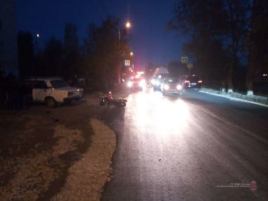 В Волгоградской области водители мопеда и мотоцикла попали в больницу