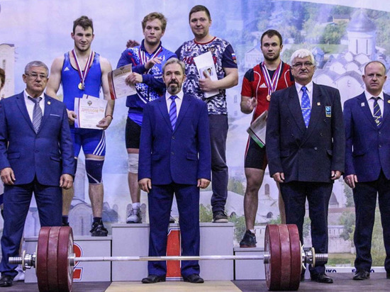 Тяжелоатлеты из ЯНАО установили 9 рекордов России