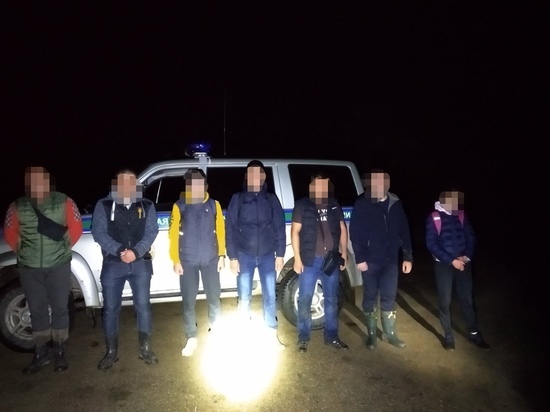 Смоленские пограничники за выходные задержали 53 иностранца, пытавшихся перебраться через границу