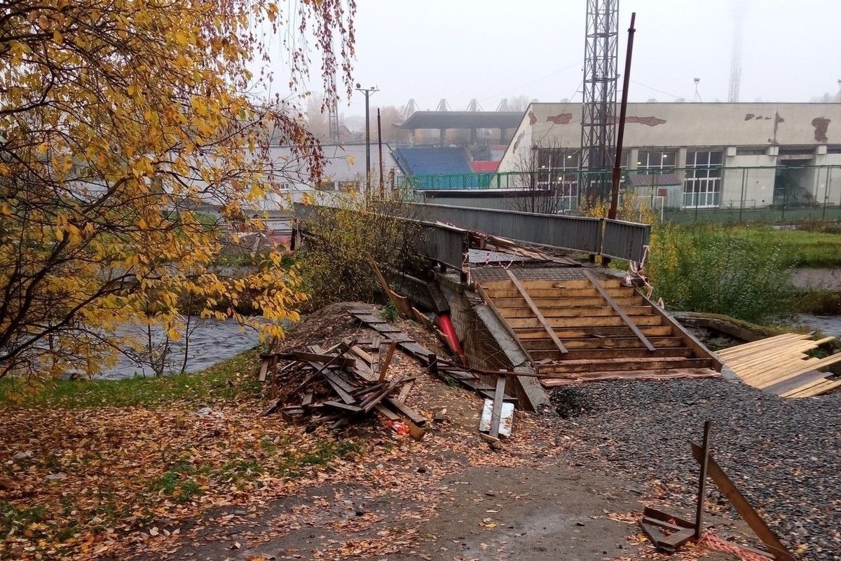 Лососинский парк Петрозаводск. Петрозаводск набережная Лососинки. Пименовский мост Петрозаводск.