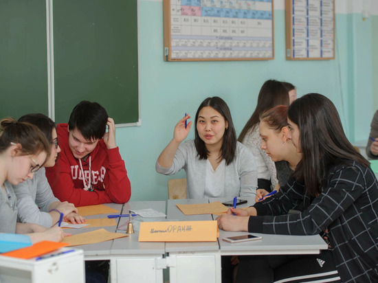 В школах Ямала запустят проект «Менделеевские классы»