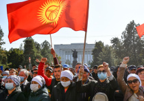 Президент Киргизии Сооронбай Жээнбеков готов уйти в отставку, но только после проведения парламентских выборов