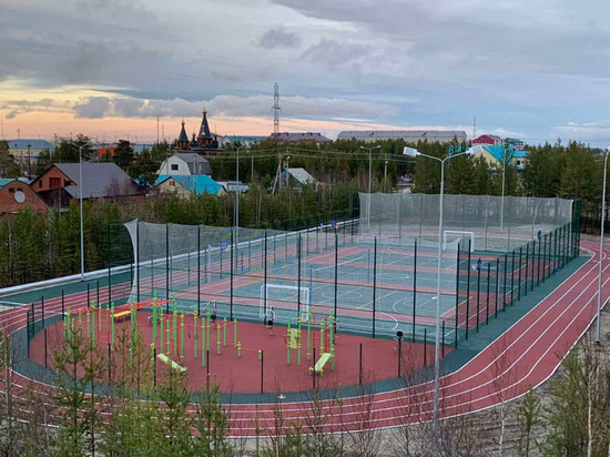 В Пурпе открылась новая многофункциональная спортплощадка