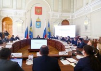 На прошедшем заседании правительства Астраханской области обсуждали не только грядущие перемены в условиях предоставления социальных пособий, но и реализацию национальных проектов в регионе