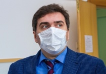 Министр здравоохранения Новосибирской области Константин Хальзов отметил, что приоритетная задача медиков – соблюсти баланс между оказанием помощи больным с респираторными вирусными инфекциями, в том числе коронавирусом, и неотложной помощью по всем прочим профилям