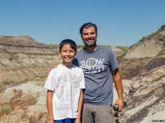 Двенадцатилетний мальчик обнаружил редкий скелет динозавра