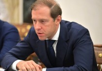 Министр промышленности и торговли Денис Мантуров заявил, что падение курса рубля – это «круто», поскольку стимулирует отечественных производителей меньше полагаться на импорт