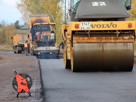 Асфальт на габбро-диабазе появится на дороге в Псковском районе