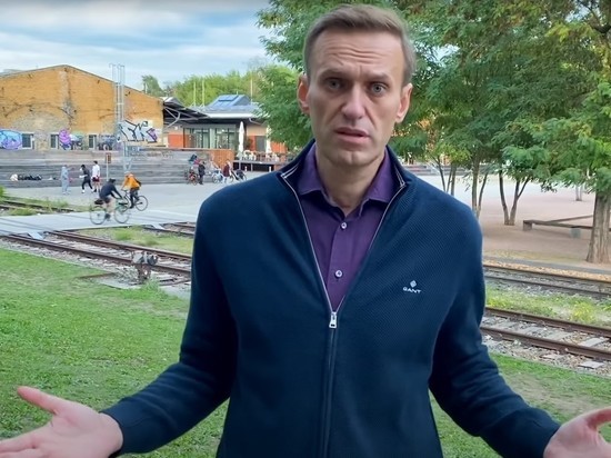 Навальный расстроен, что Трамп не осудил инцидент с ним