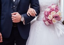 Отделы ЗАГС в Забайкалье будут пропускать на регистрацию браков только молодоженов