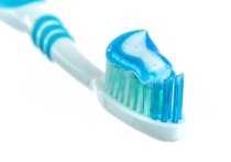 Уберечься от инфекции может помочь зубная паста