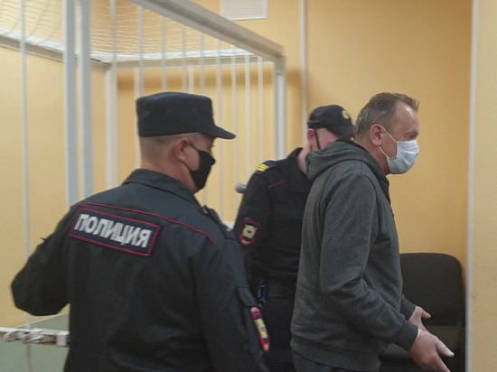 Суд отправил под домашний арест главу Выборгского района Ленобласти