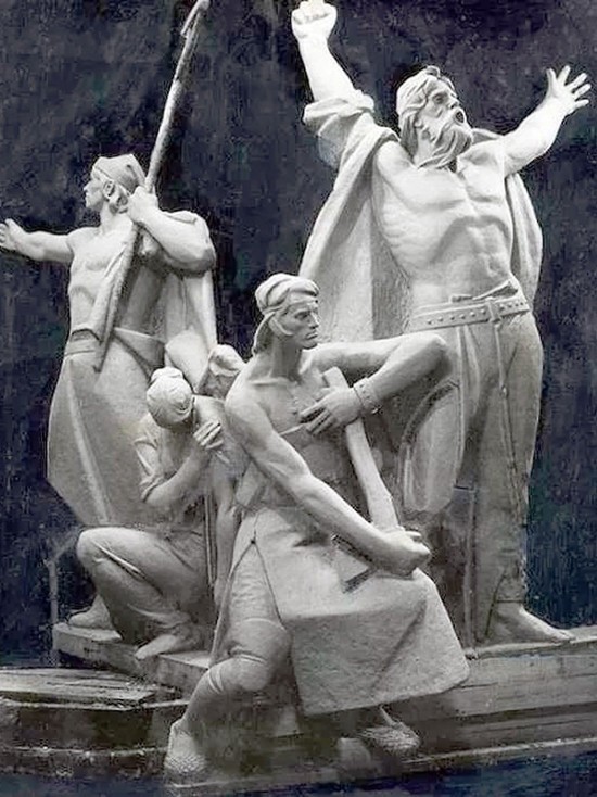 Коммунисты предлагают поставить памятник ревдинским углежогам по макету 1990 года