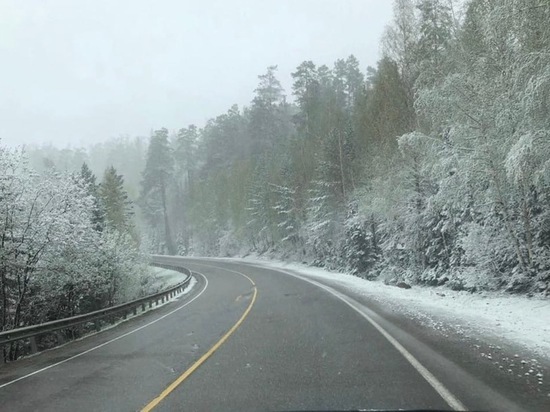 Красноярцев предупреждают о снегопаде на трассах