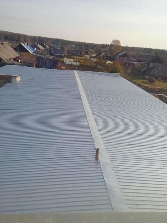 Прокуратура заставила отремонтировать крышу в Кобринской школе