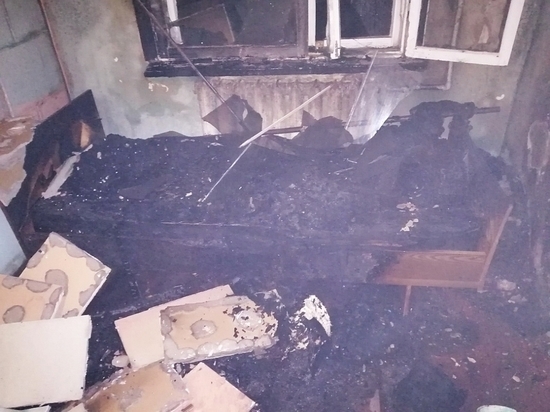 Пожарные спасли смолянина из горящей квартиры в Верхнеднепровском